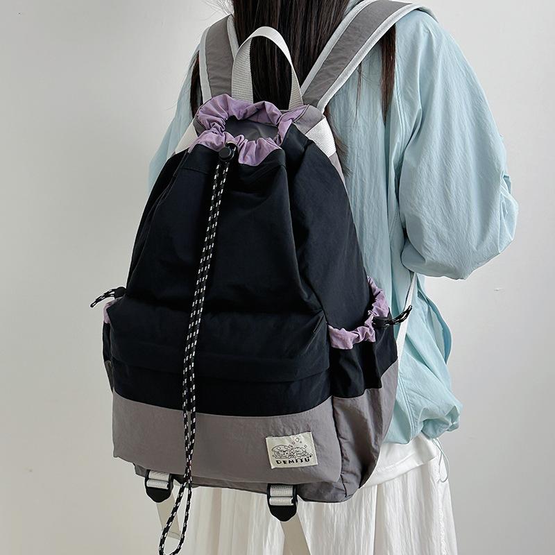 Schoolbag is a hot seller this year, casual backpack, women's fashion contrasting colors, lightweight drawstring, mountaineering bag