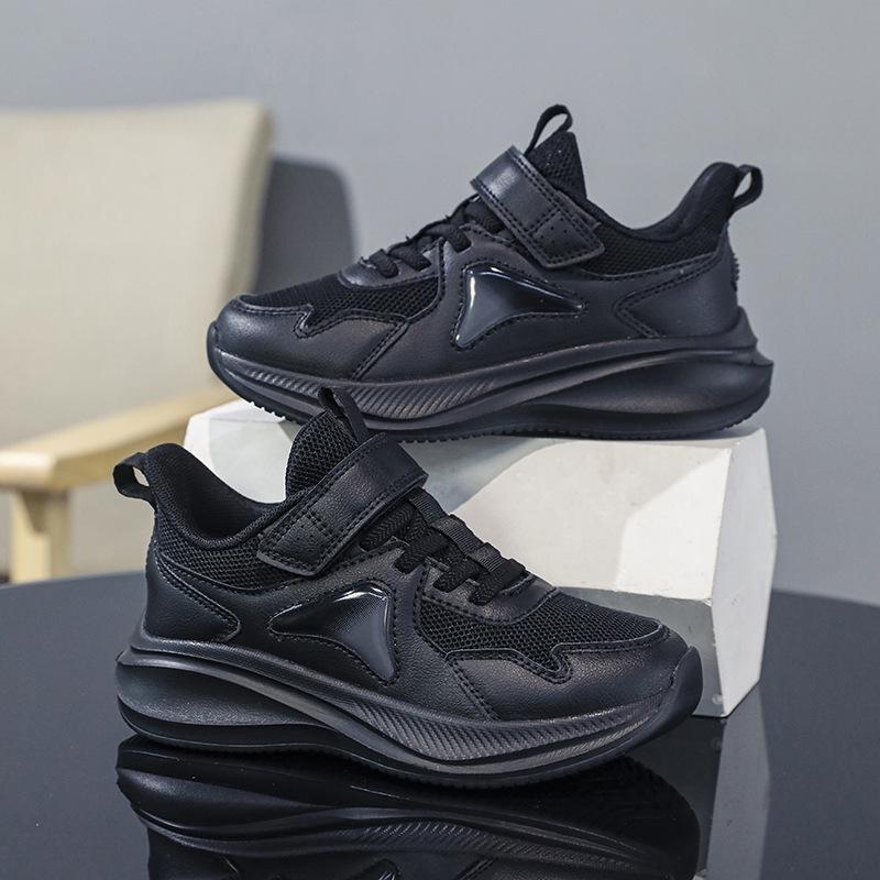 

Kids Versatile Velcro Sports Shoes: Indoor/Outdoor Trendy Running Shoes for All Seasons 39