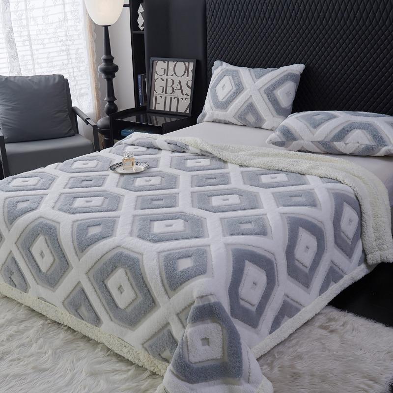 Double Layer Lamb Wool Blankets Thick Soft and Warm Geometric Jacquard Tafu Velvet Quilt Office Nap Sofa Multi-functional Blanket