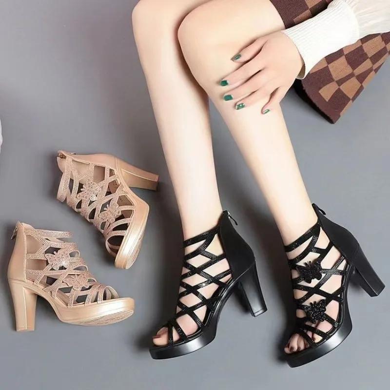 Fashion 2025 New Summer Woman Fish Mouth Sandals Crystal Hollow Out Comfortable Pumps Fashion High Heel Rome Elegant Bling Zip Shoes