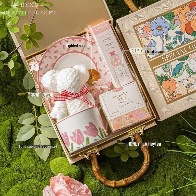 Mystery Garden Women s Day Gift Set