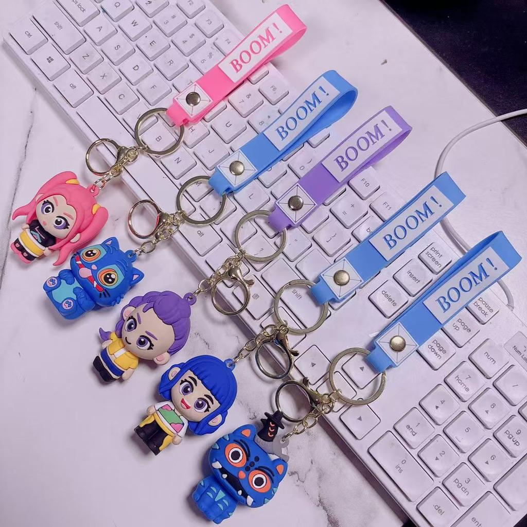 Cute Cartoon Silicone Keychains For Students & Workers - Character Designs, Stylish Key Accessories For Bags, Keys, And Daily Decoratio