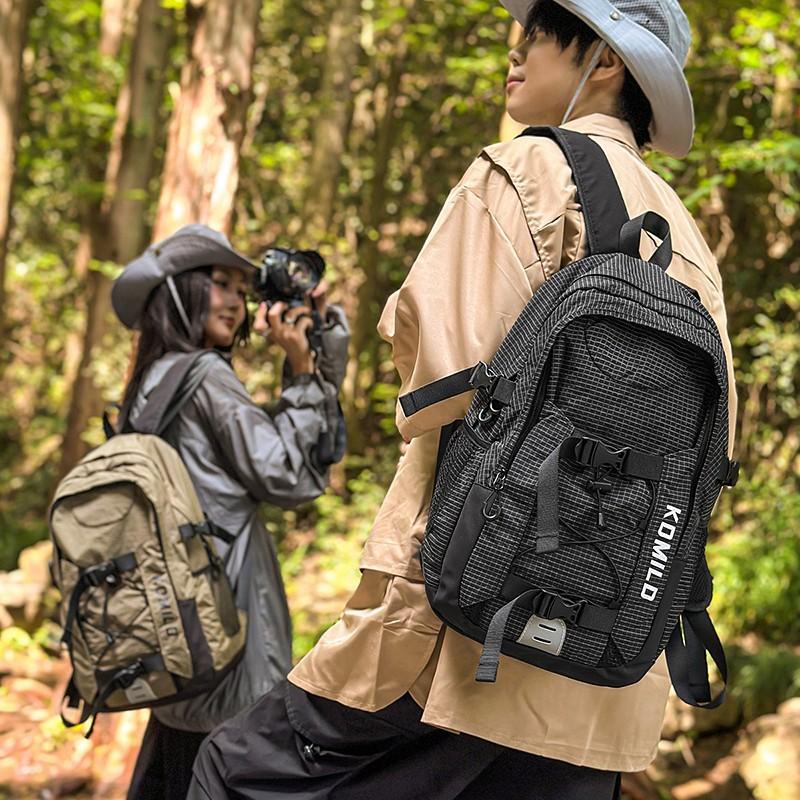 Schoolbag1011 new anti-splashing water hiking bag large capacity light outdoor sports backpack cool couple backpack