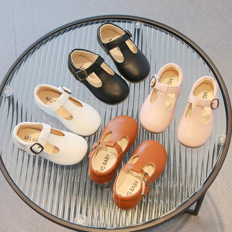 

1-2-3 Year Old Girl Single Shoes Leather Shoes Candy Soft Sole Baby Shoes Fashion Princess 15-19 коричневый