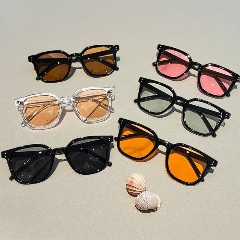 New Rectangle Sunglasses 2026 Fashion Design Retro Sun Glasses Female Lady Eyeglass Vintage Cat Eye Casual Unisex Goggles UV400