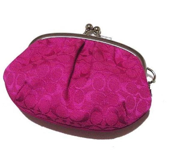

Signature Purse Coin Case F60502SMJMJ [Coach] (Outlet Product) рожевий