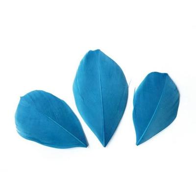 50 Cut Feathers - Turquoise 6 Cm