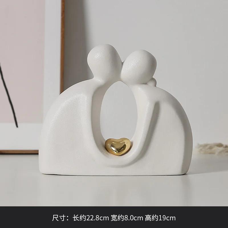 

European Lovers Ornaments Black and White Ceramic Figure Sculpture Crafts Living Room Office Bookcase Figurine Ornament Gifts