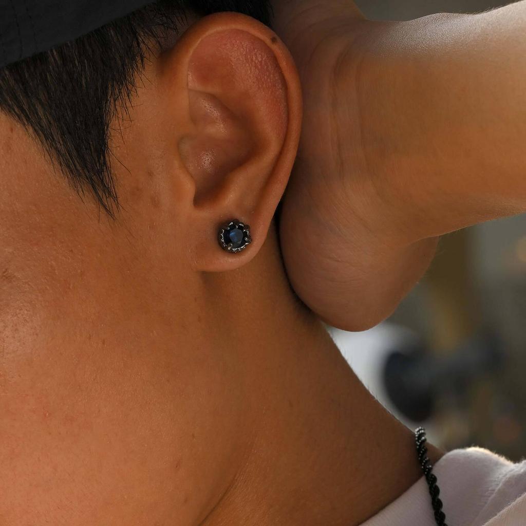 Vintage Dragon Claw Magnetic Ear Clip for Men,Punk Round Zircon Small Metal Earring,Cool No Ear Hole Jewelry Gift
