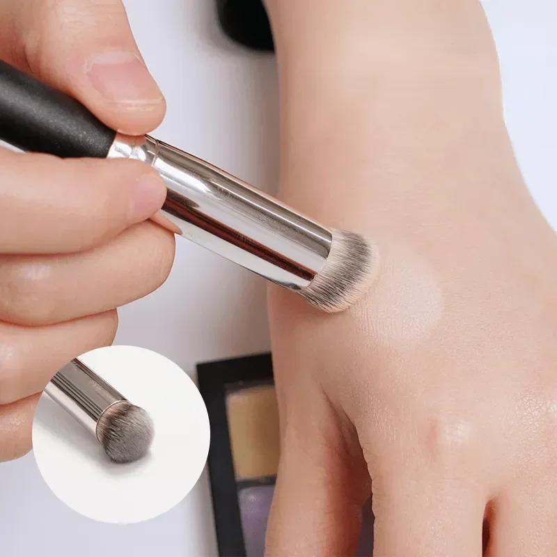 Foundation Concealer Pinsel Premium Contour Rouge Pinsel Flawless Unter Auge Dichter Gesicht Make-Up Pinsel Für Mischen