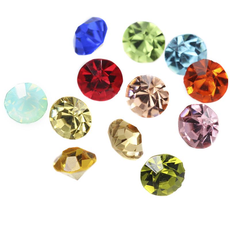 Large Round Colored Pointed Back Glass Rhinestones for DIY Phone Cases and Nail Art.