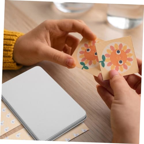 FUNNETOYU Portable Storage Box for Game Cards