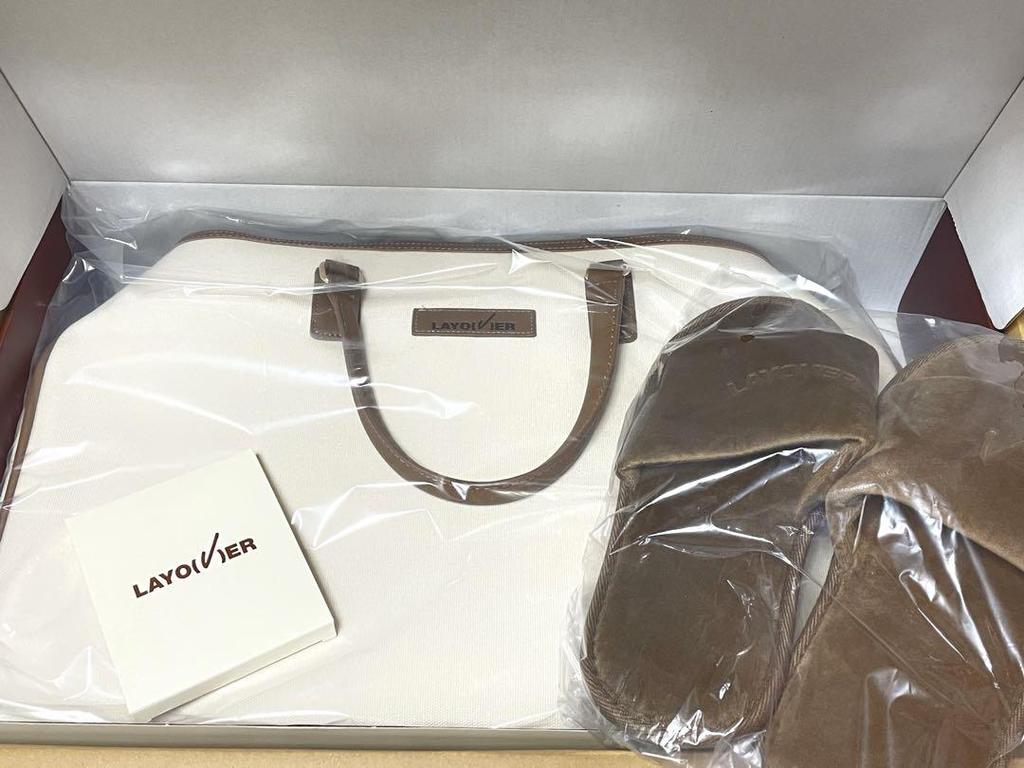 [USED] BTS MERCH BOX #17 V V-None Missing Merch Box