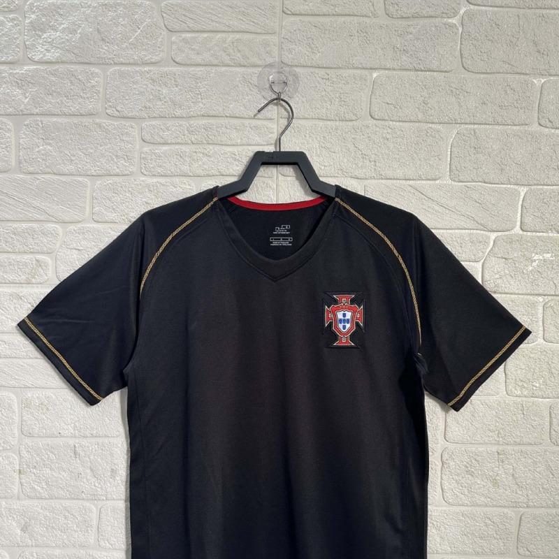 Vintage Portugisisk Italiensk Vintage Fotbollsdräkt Grossist Nostalgisk Utgåva Match Högkvalitativ Fotbollsdräkt Fläktutgåva