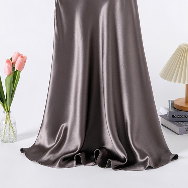 Elegant Chinese Satin Sleeveless Summer Dress with Waist-Cinching Slim Fit and Versatile Slit Skirt