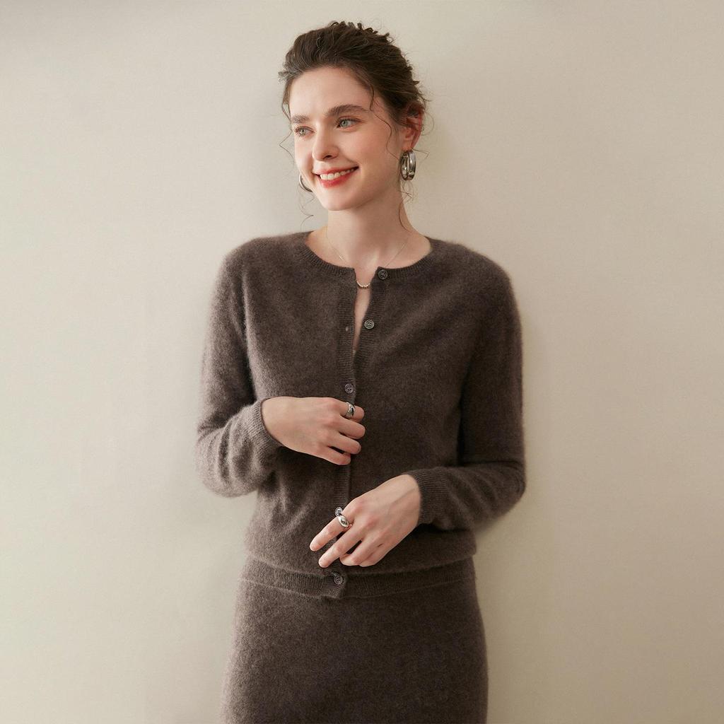 2026 Spring/Autumn Women's Baby Cashmere Round Neck Loose Knit Cardigan Sweater