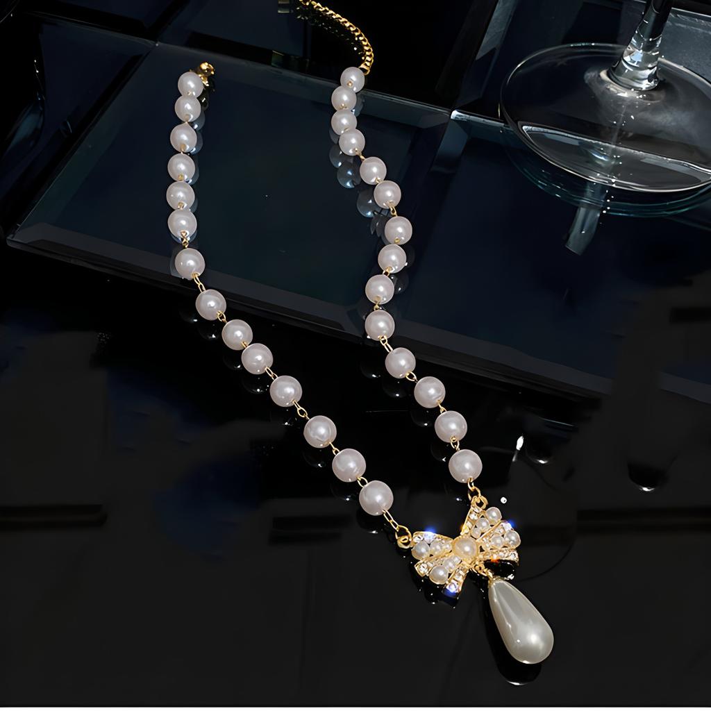 Pearl Necklace Female Baroque Korean Temperament Short Collarbone Chain Bow Neck Chain Internet Celebrity French Retro Bride