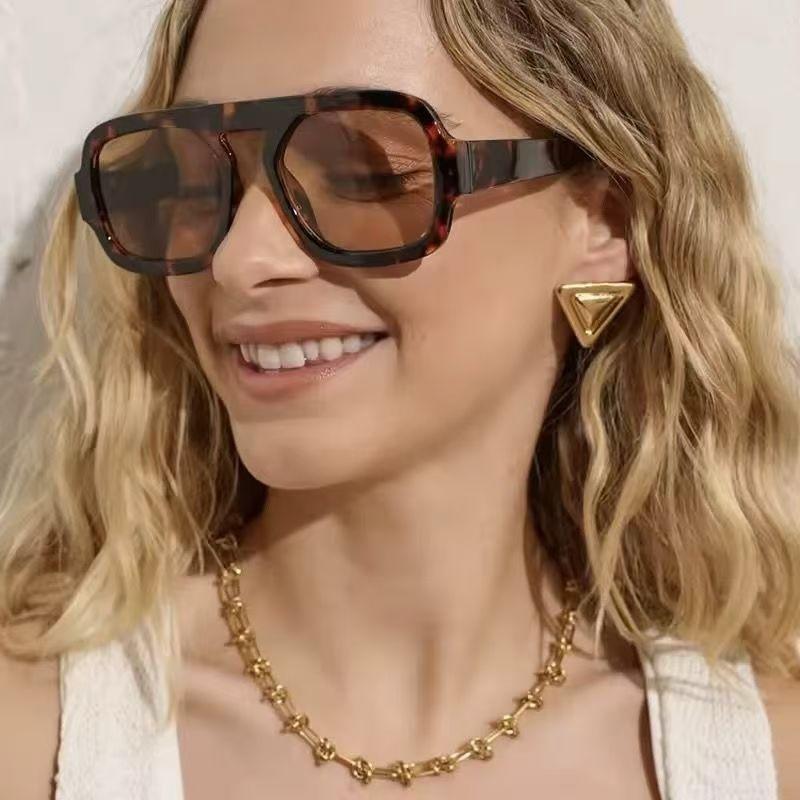 New Square Sunglasses Women Men Stylish Brand Designer Sun Glasses Female Male Retro Big Frame Outdoor Eyewear Uv400 Shades