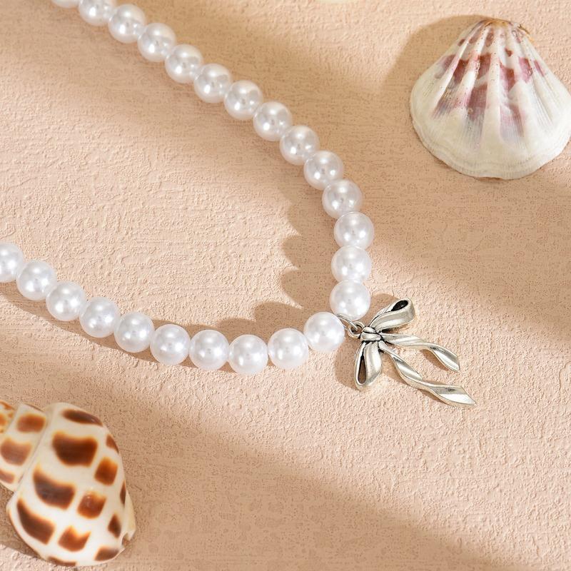 Bow Pearl Neck Chain Premium Necklace Light Luxury Niche Pendant Clavicle Chain Women's Jewelry
