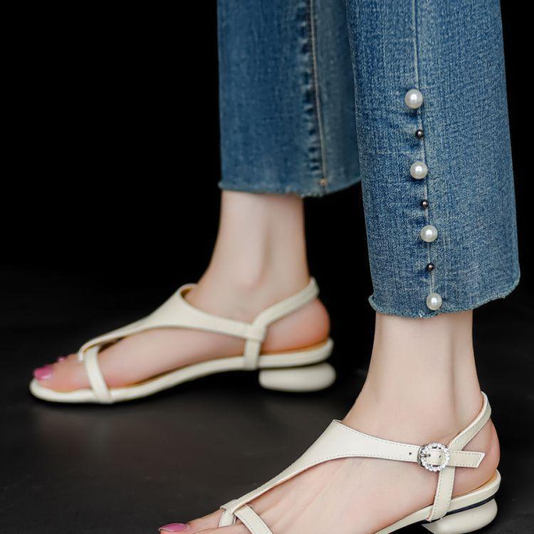 Vacation Style Mid-summer~ Niche Toe Sandals Women's Summer T-band Comfortable and Absolute Sub Low-heeled Open-toed Beach Shoes