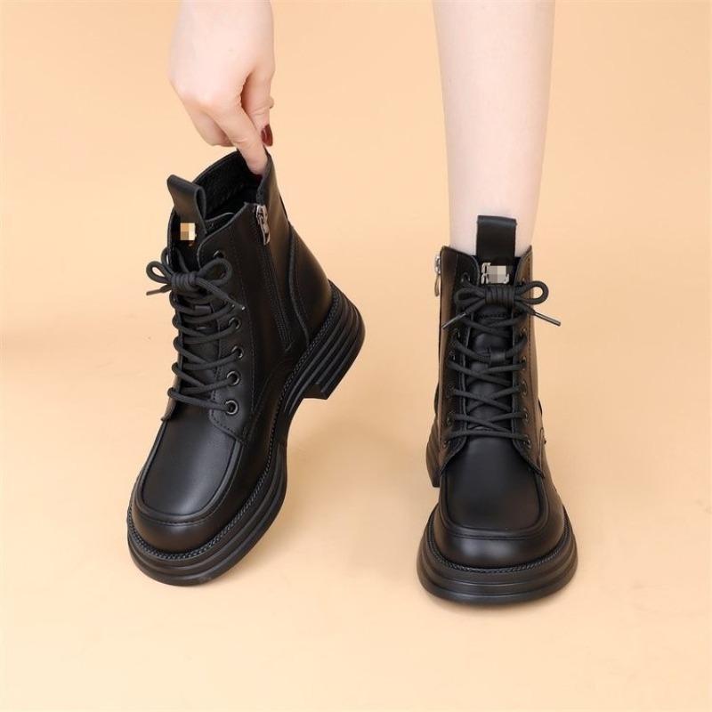 Anti-slip Boots for Women - New Style for Autumn and Winter. Flat Bottom, Padded Interior, Soft Sole, Single Shoe.