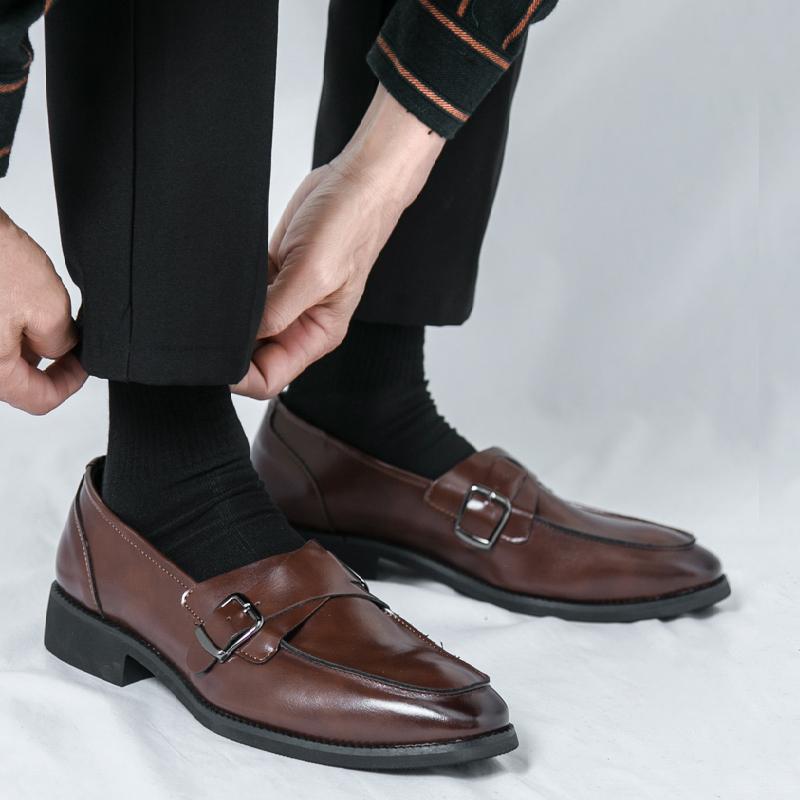 Fashion Men's Loafers Luxury Brand Leather Dress Shoes Breathable Slip-On Solid Formal Casual Shoes Handmade Designer Men Shoes Mocassin