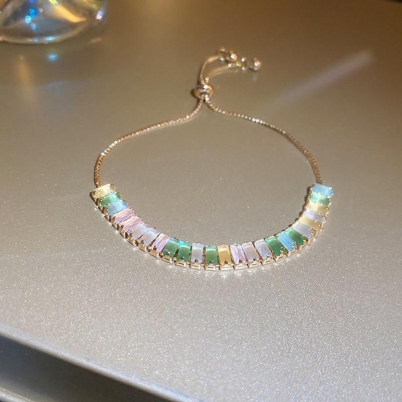 Gold-Plated Zircon Sun & Heart Bracelet: Stylish, Versatile, Elegant Light Luxury Jewelry for Women.