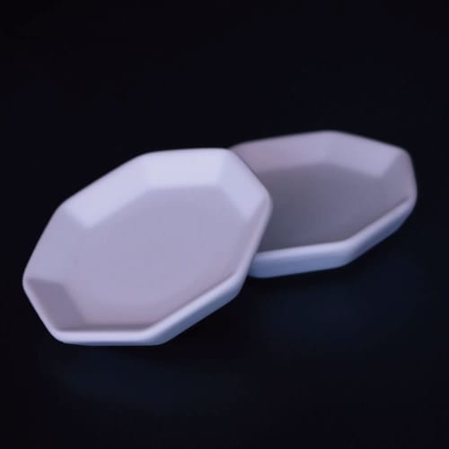 Kamidana No Sato's Easy Octagonal Salt Set: Includes 500g of Purifying Salt, a Hardener, and Two Octagonal Plates. Purifying, Good Luck, Purifying, Fe