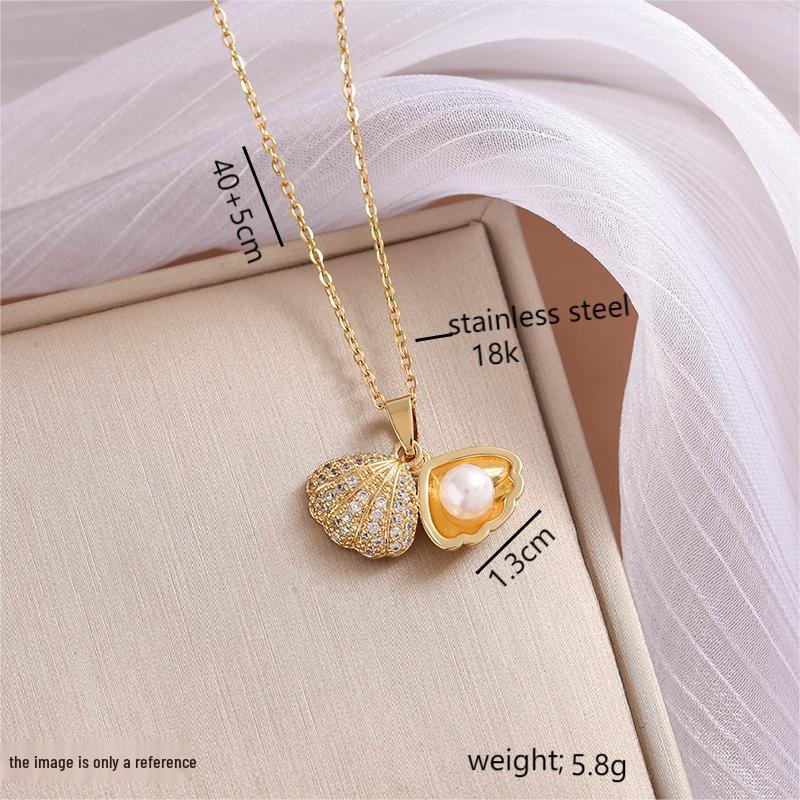 Korean Rhinestone Shell Pearl Titanium Necklace with Elegant Fan Pendant for Women
