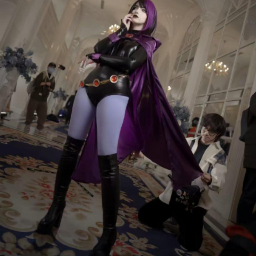 Teen Titans Raven Cosplay Costume, Woman's Costume, Magic Girl Fighting Body, Set Complete with Purple Hooded Cape