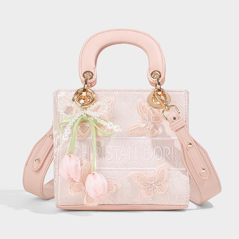 Балетный стиль Нишевая Сумка-бабочка Роскошная Сумка Диана Женская 2025 Новая Вышитая Сумка Фея На Плечо Сумка-мессенджер