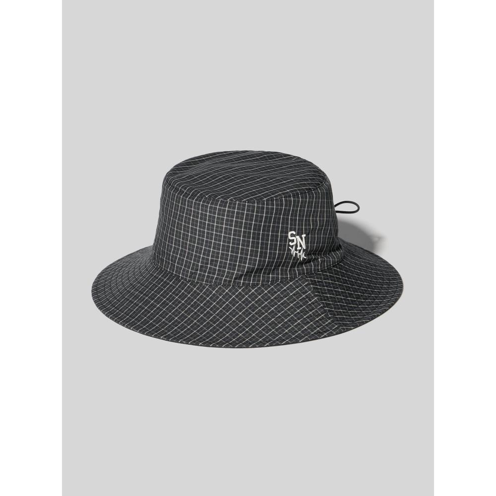 GU by Uniqlo Reversible Hat Undercover
