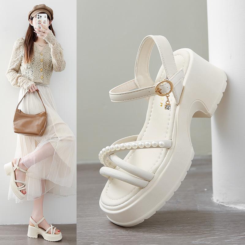 Fashion Buckle Strap Female Sandal Women's Beach Shoes Increasing Height Clogs with Heel Girls Outside New Pearl Thick Comfort Sandal