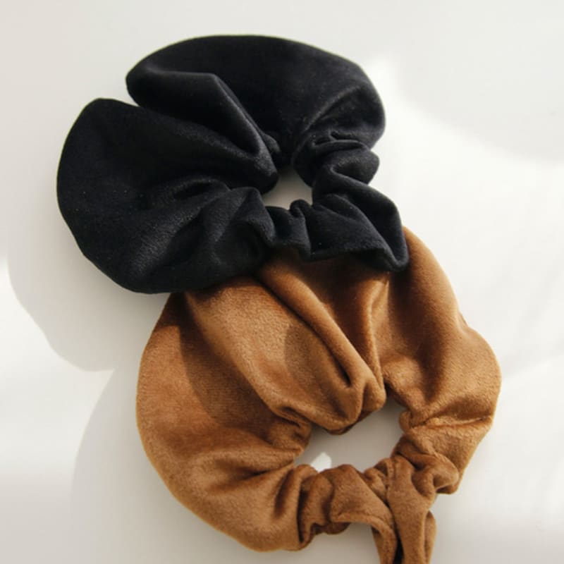 J.Lauren Suede Velvet Heart Scrunchie H01102
