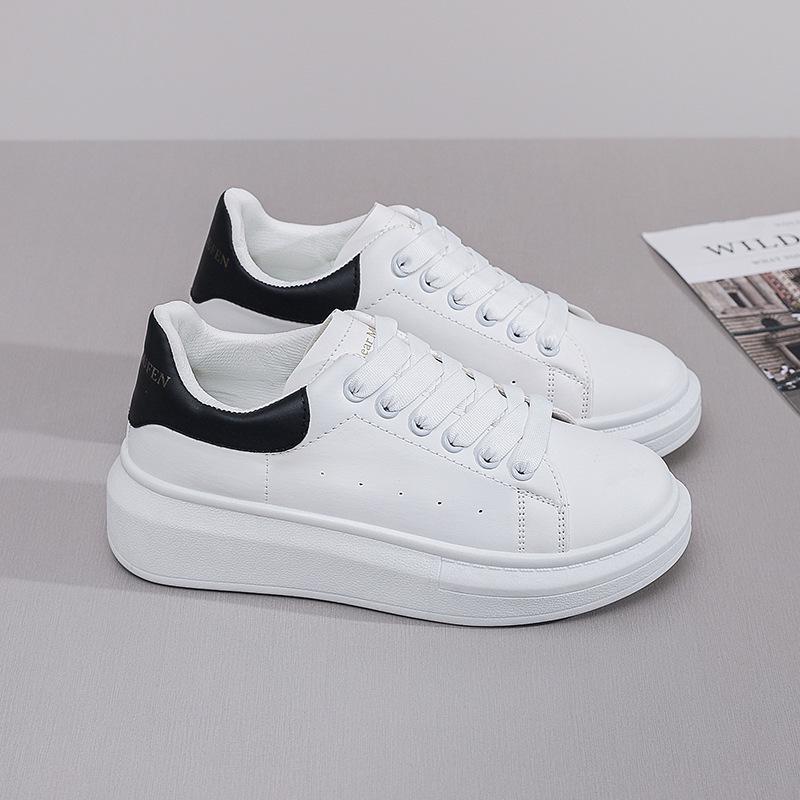 

Женские модные белые парусиновые кроссовки - Парный стиль, в корейском стиле, увеличивающие рост, на толстой подошве, подходят для весны и осени 2024 39