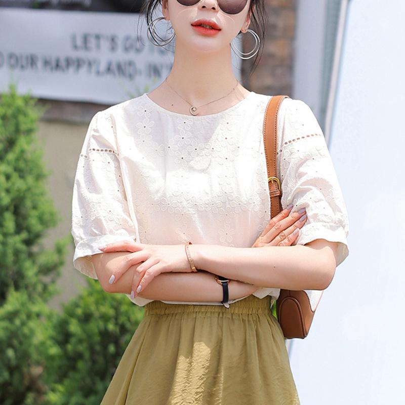 

Korean Lace Crochet Cotton Blouse - Summer 2025, Loose Fit, Seven-Sleeve Extra Large