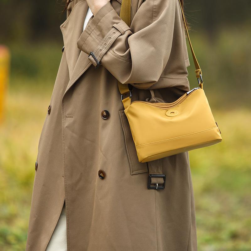 Waterproof Nylon Bag Multi-compartment Large Capacity Crossbody Bag Women's Travel Lightweight Shoulder Bag