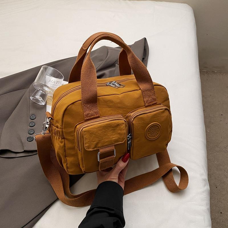 New fashionable multi-pocket women's bag, anti-splashing nylon bag, large-capacity portable women's shoulder messenger bag