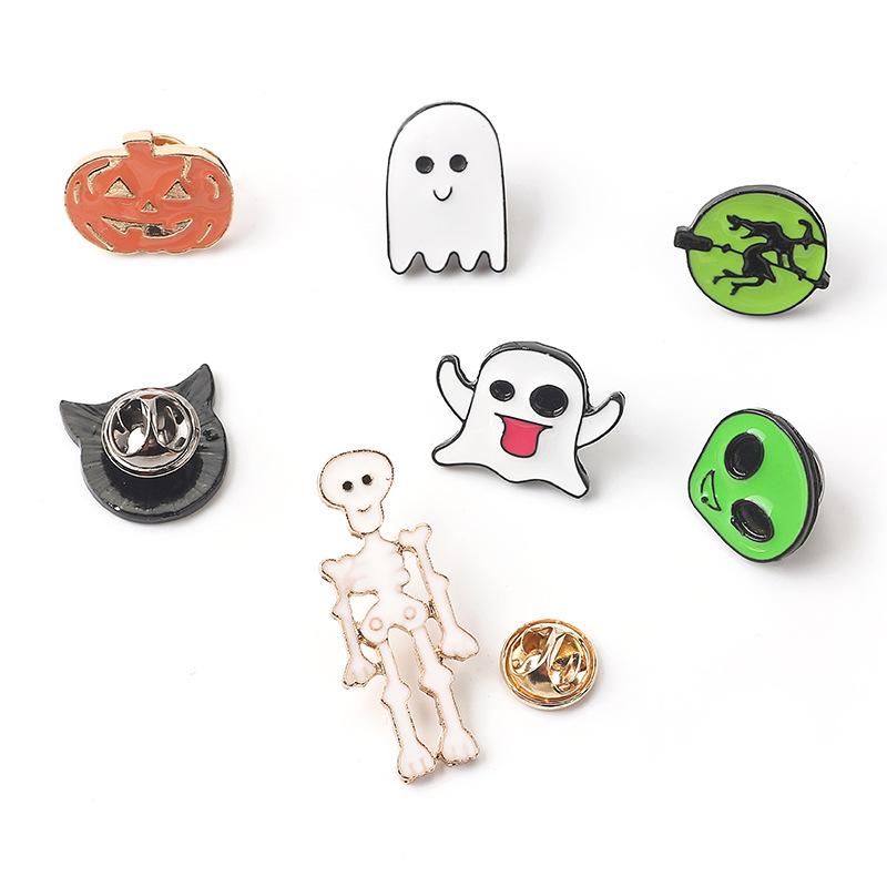 Trendy Halloweenská kreslená brož lebka dýně duch čarodějnice