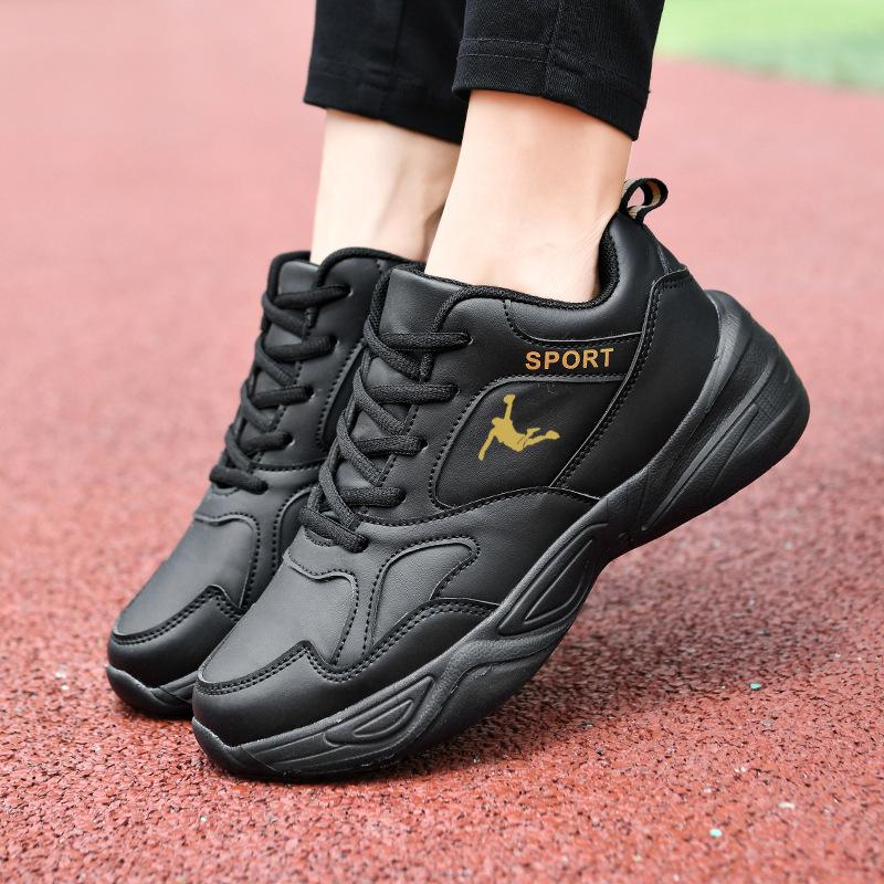 Marke kaputt Größe Sportschuhe Herren Sommer atmungsaktiv lässig Reiseschuhe leichte Laufschuhe