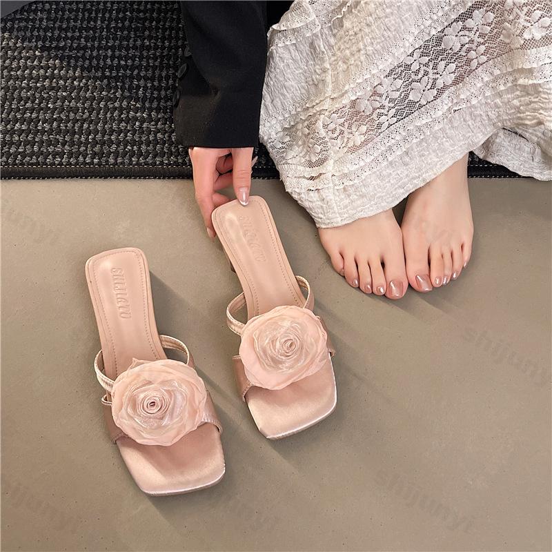 Fashion Women's Slippers 2025 New Summer Flower Fashion Dress Party Wedding Square Toe Women Sandals Elegant Slippers Sandalias De Mujer