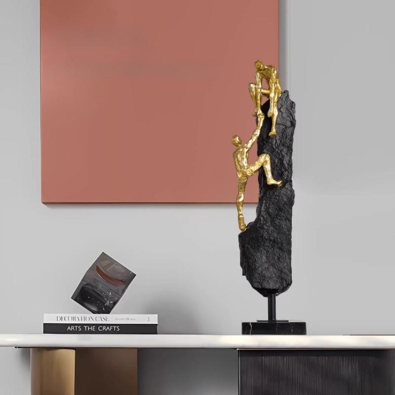 Creative Creative Home Decor Mountaineering Figure Sculpture Inspirational Model Resin Crafts Office Desktop Wine Rack Decor Sta