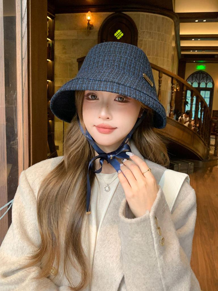 Chic French Plaid Fisherman Hat: Elegant Autumn/Winter Style