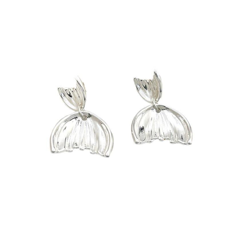 Manufacturer'S Supply Fashion Pleated Fishtail Shape Earrings Spot Women