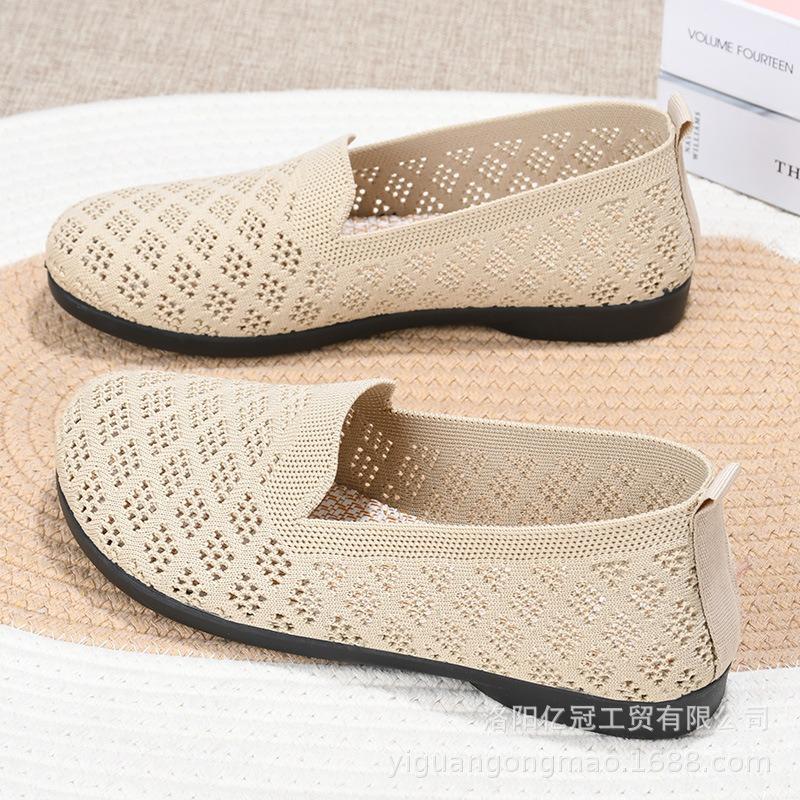 Old Beijing Cloth Shoes Mother Shoes Summer Breathable Sandals Non-slip Soft Sole Elderly Shoes Women's Mesh Shoes Fashion Casual