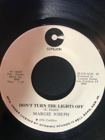 7inch Record MARGIE JOSEPH Dont Turn The Lights Off All Cri 44207 Cotillion 1976 Jamaica SoulFunk Used