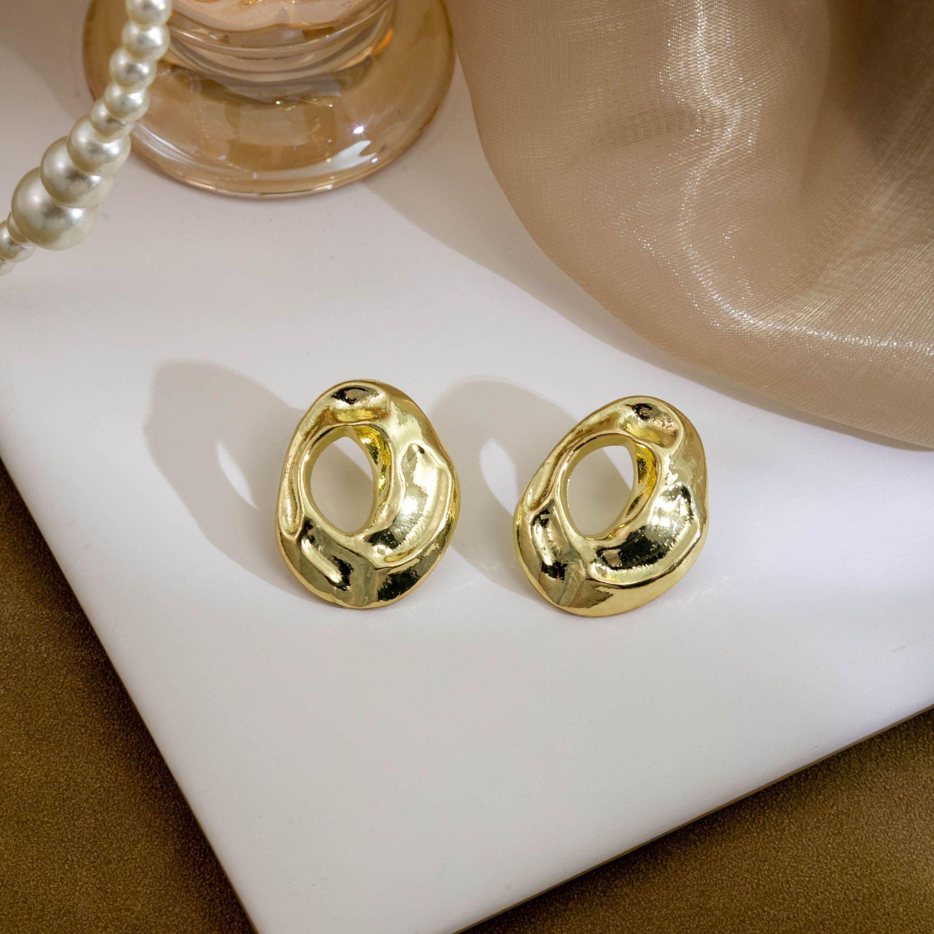 Полые неправильные овальные серьги-гвоздики, простые, нишевые, металл, геометрический дизайн