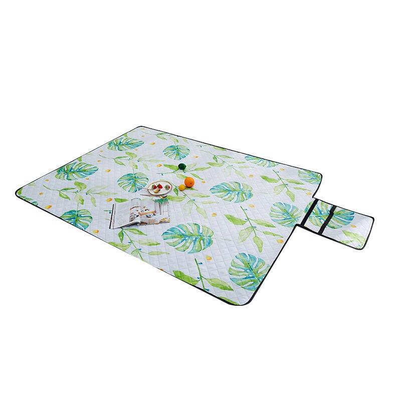 Yiluda Thickened Moisture-proof Outdoor Picnic Mat