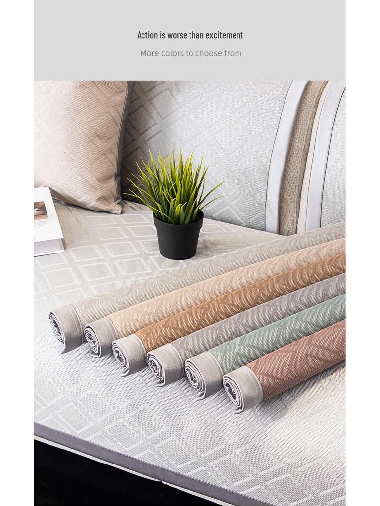 Luxuriöses Modernes Rutschfestes Sofakissen aus Eisseide - Kühle Minimalistische Sommer-Sitzauflage