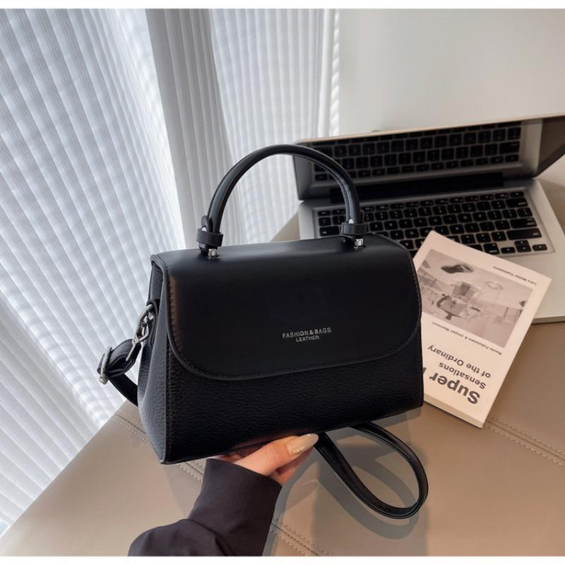 

High-end small bag women s new popular shoulder armpit bag fashionable versatile messenger women s bag чорний